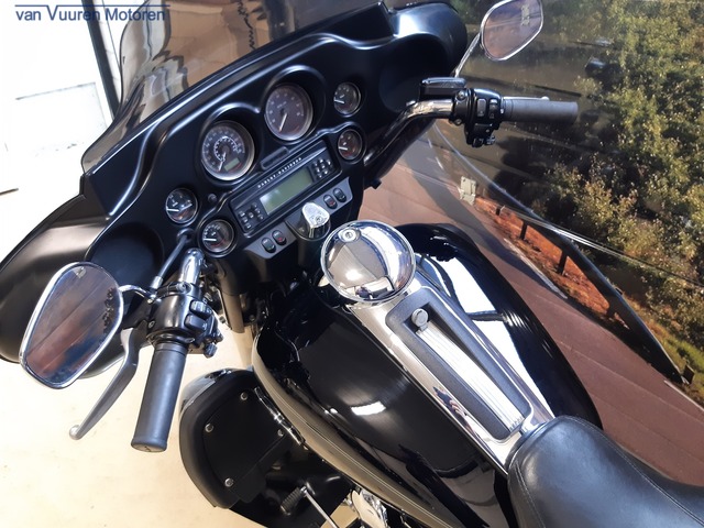 harley-davidson - electra-glide-ultra-classic-flhtcui