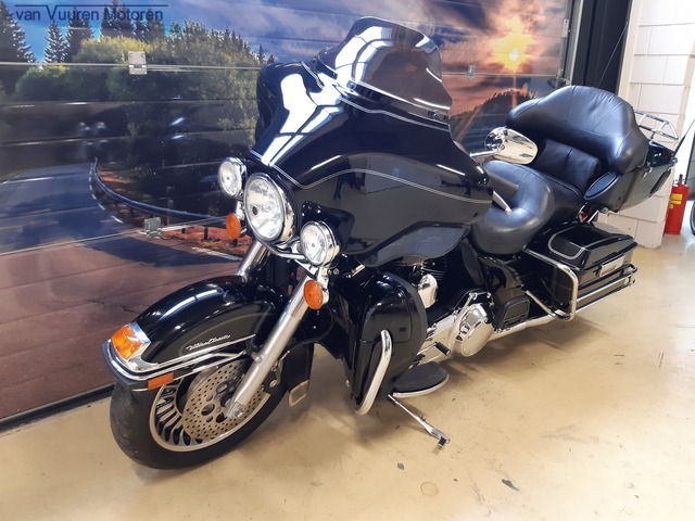 harley-davidson - electra-glide-ultra-classic-flhtcui