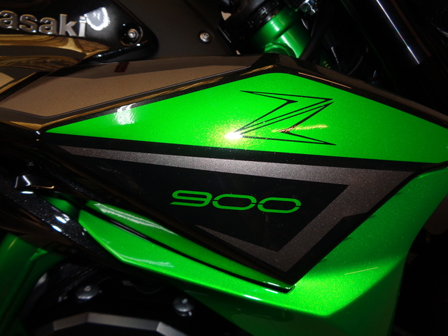 kawasaki - z900