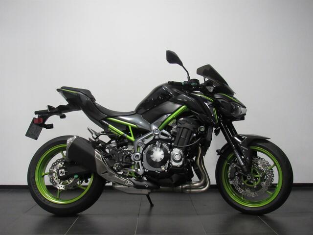 kawasaki - z900