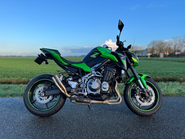kawasaki - z900