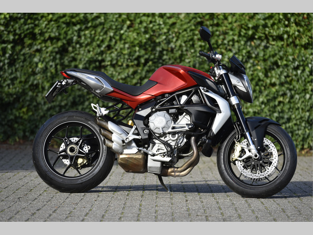 mv-agusta - brutale-800