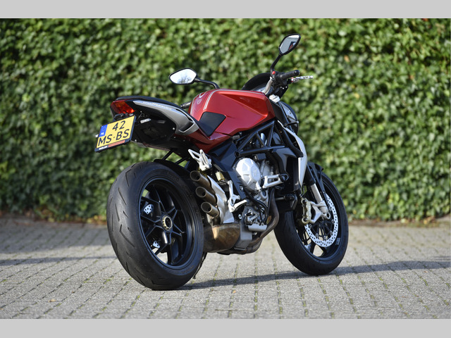 mv-agusta - brutale-800