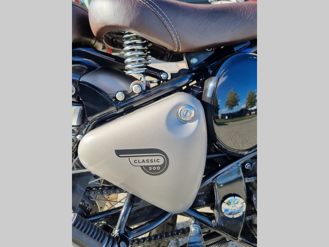 royal-enfield - classic-500