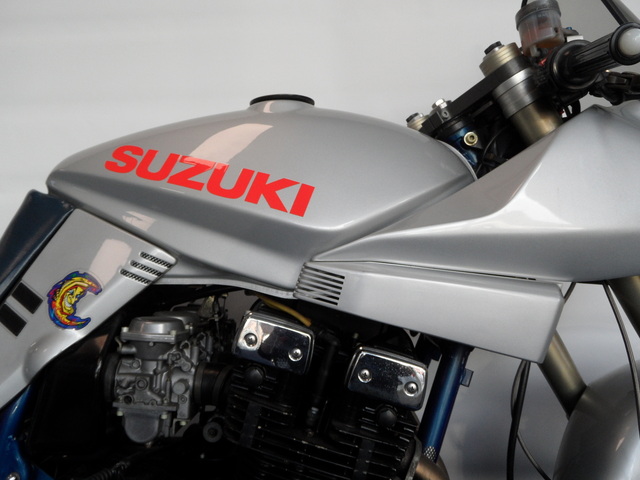 suzuki - gsx-750-s-katana